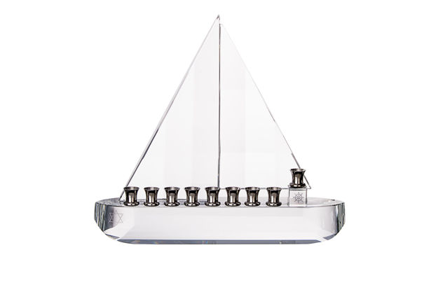 Picture of #582 Crystal Sailboat