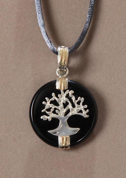 Picture of Tree of Life Pendant Set  Onyx
