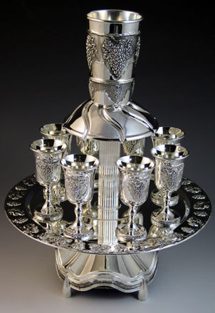Picture of #4700 Silver Plated 8 cup Fountain Grape Design